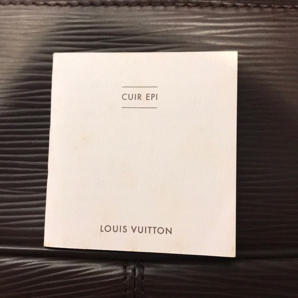 Louis Vuitton Salvanga Epi Leather Crossbody Clutch bag - Picture 13 of 13